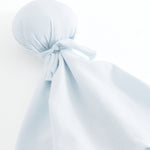 Nusseklud i lyseblå til nyfødt og baby