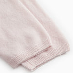 Pink Kashmir trousers with honey mel with a ribbed cuff at the bottom of the leg.
