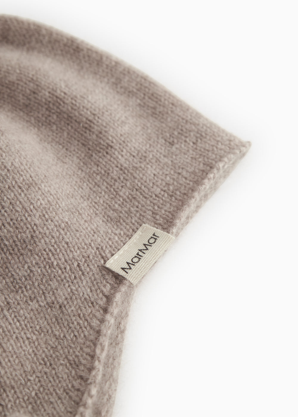 Babyhue with label on the edge, knitted alpaca blend in light brown