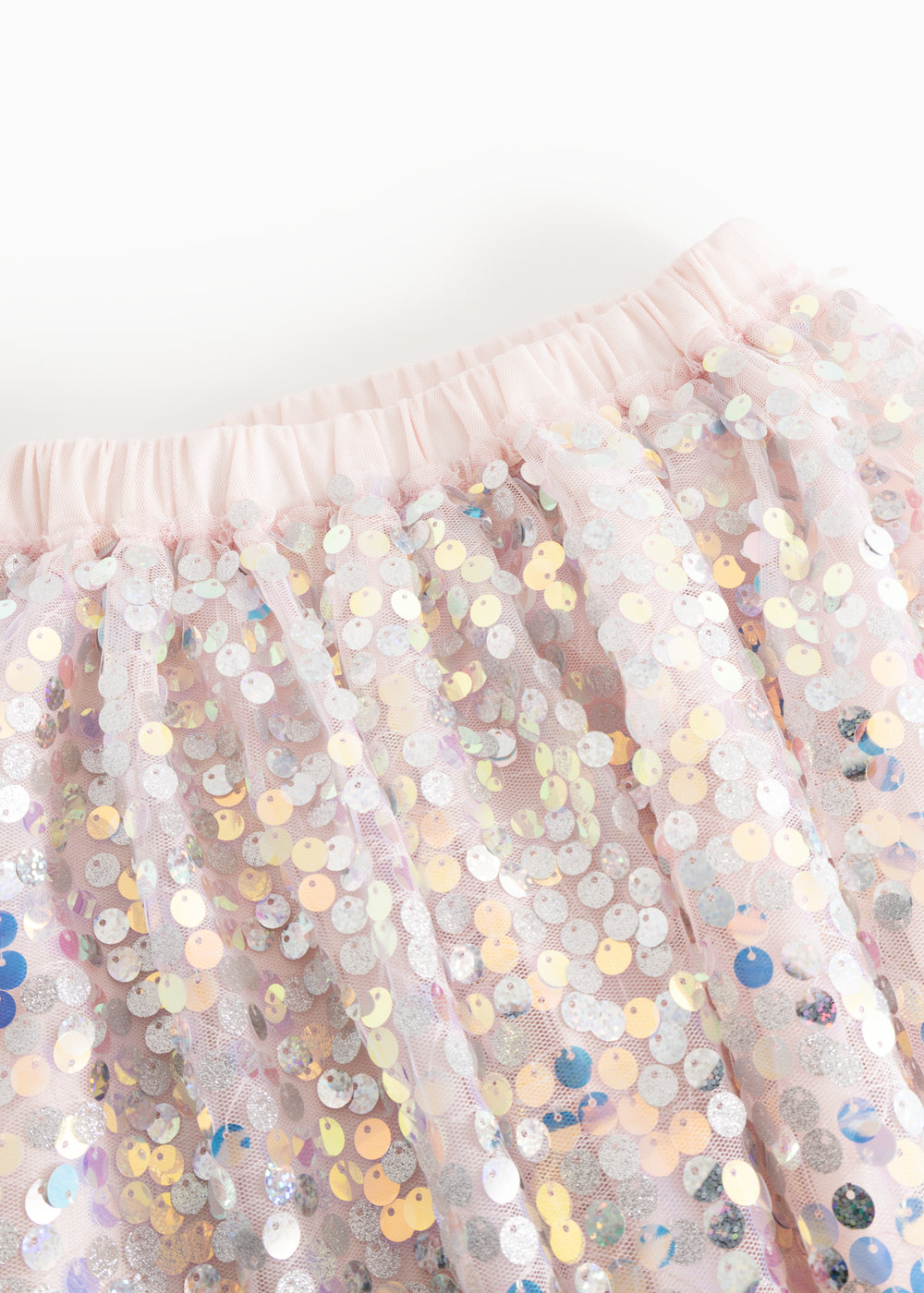 silver-colored sequin skirt with elastic waistband and sparkling sequins