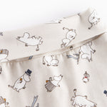 Babybukser i lyst stof med Moomin-print
