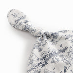 Hue for newborn with a foldable edge, sweet knot, and Moomin print