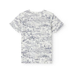 Short-sleeved t-shirt for children with a fine Moomin print.