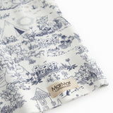 Short-sleeved t-shirt for children with a fine Moomin print.