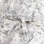 Puzzle base with sweet Moomin print