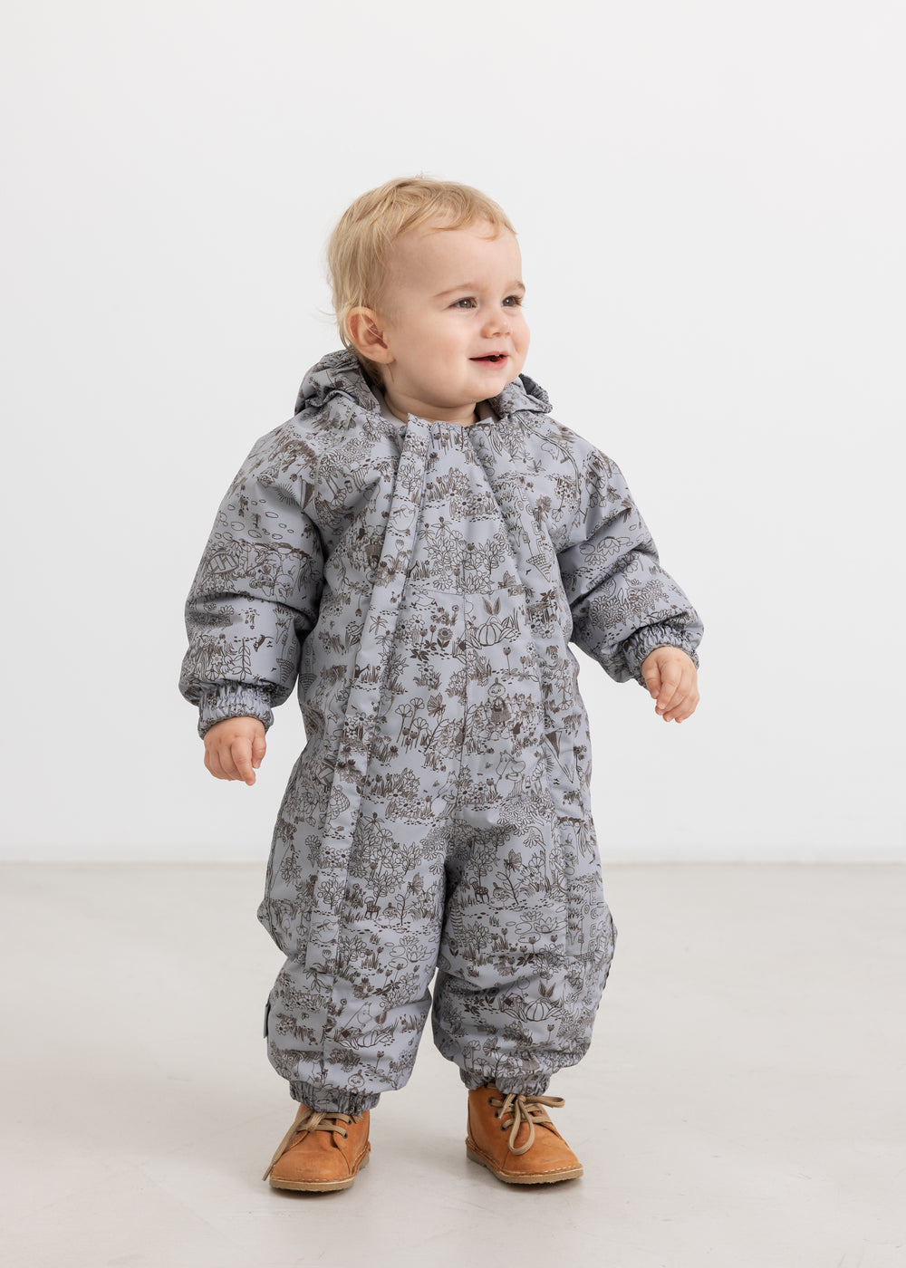 Children's jumpsuit in dark gray with hood and all-over pattern