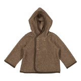 Brun teddyjakke til børn med hætte og knaplukning, set forfra