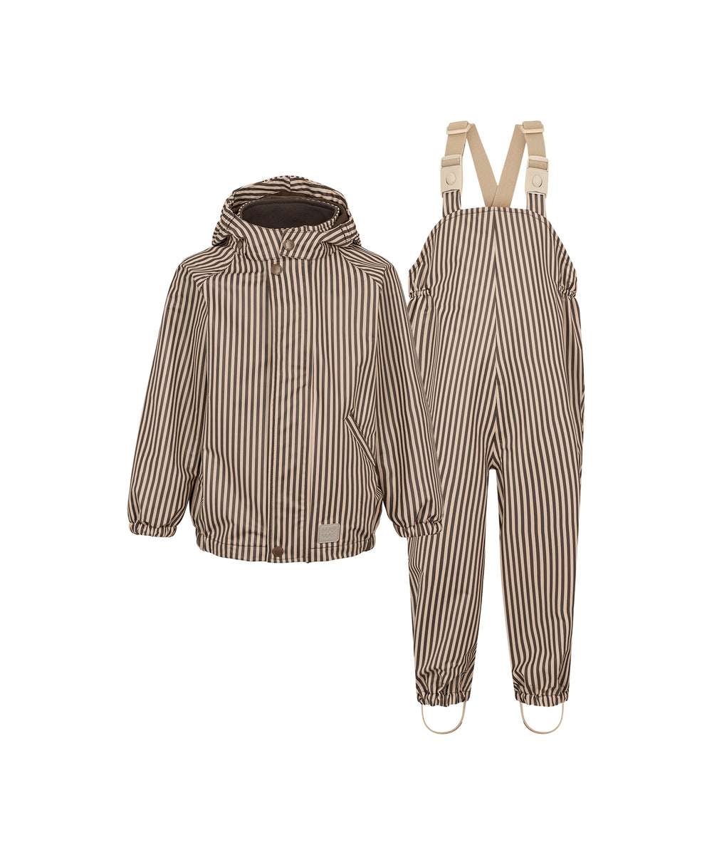 Børnesæt med regnjakke og overalls med mørkebrune striber