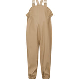 beige regnbukser med seler og fodstropper, set forfra