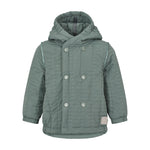 støvet grøn termojakke med hætte og dobbeltradet knaplukning