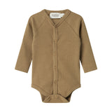 Brun ribstrikket babybody med knapper foran