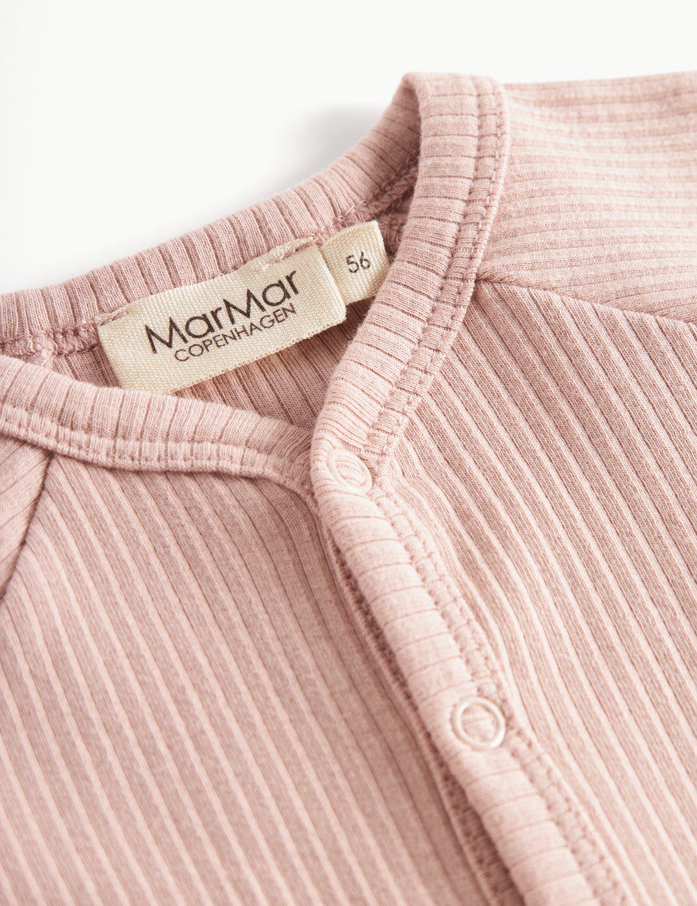 Lyserød ribstrikket cardigan til børn med knapper foran