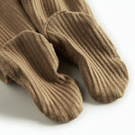 Brune ribstrikkede babybukser med futter