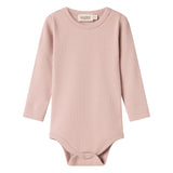 Lyserød ribstrikket babybody med lange ærmer