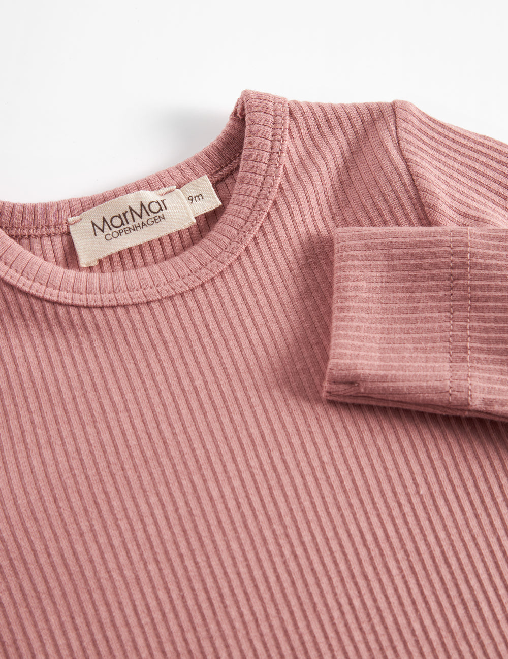 Lyserød ribstrikket body med lange ærmer til børn
