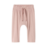 Lyserøde ribstrikkede babybukser med elastisk talje og snor