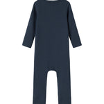 Ribbstrikket blå heldragt til baby i blødt materiale med lange ærmer, lange ben og knapper