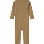 Ribbstrikket brun heldragt til baby i blødt materiale med lange ærmer, lange ben og knapper