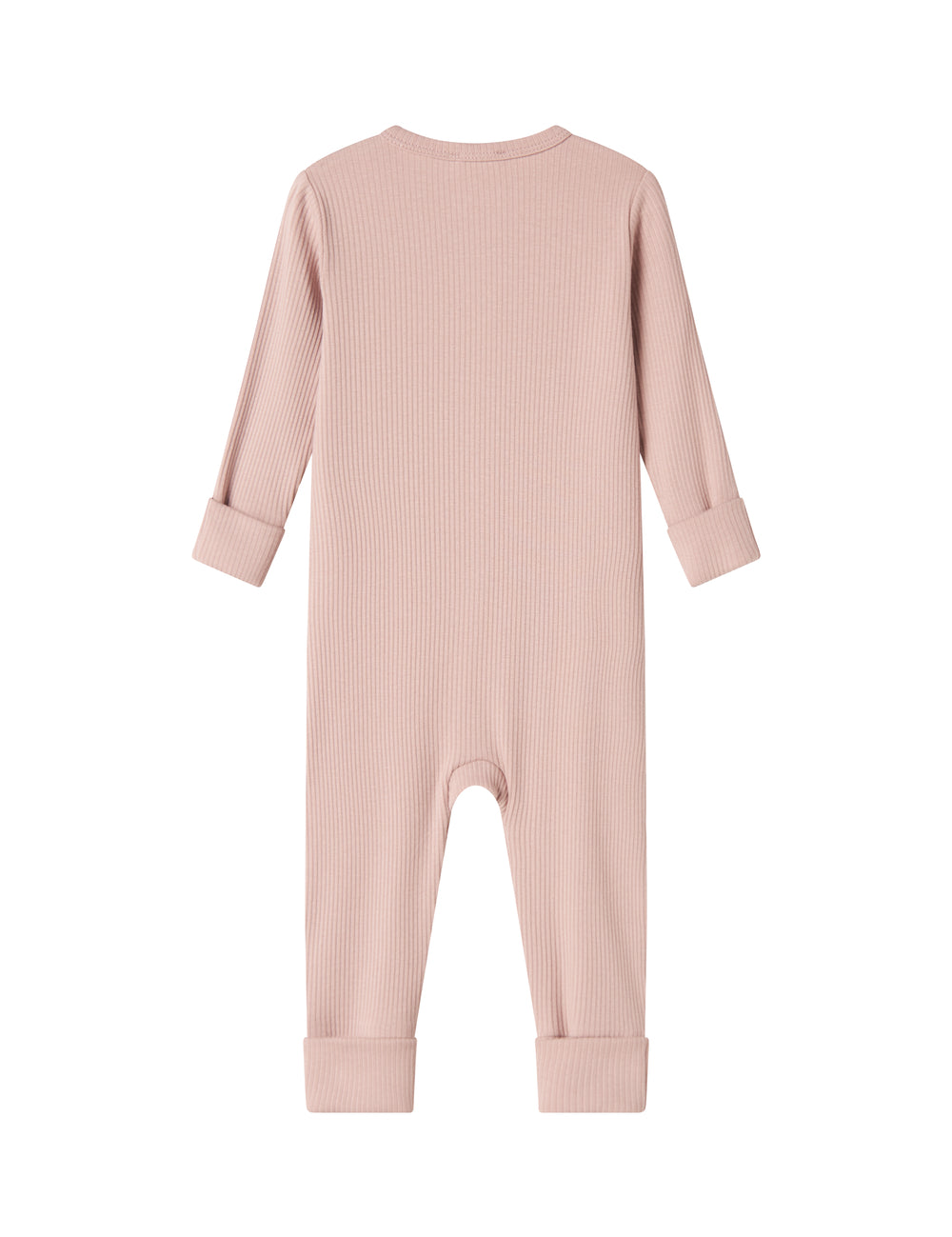 Ribbstrikket lyserød heldragt til baby i blødt materiale med lange ærmer og lange ben og lynlås