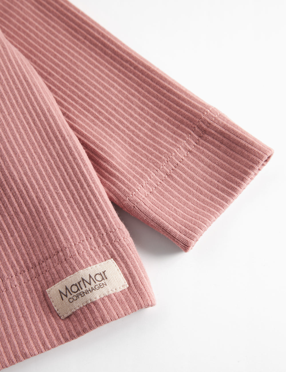 Lyserød ribstrikket cardigan med knapper til børn