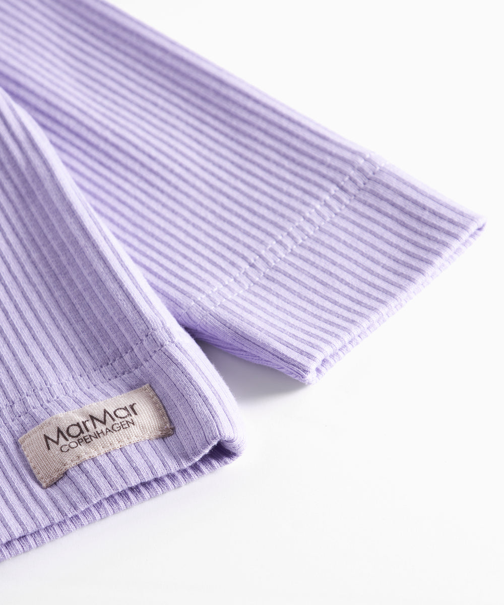 Lilla ribstrikket cardigan til børn 