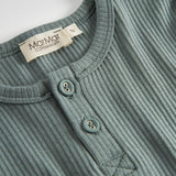 Grøn ribstrikket langærmet t-shirt med knapper til børn