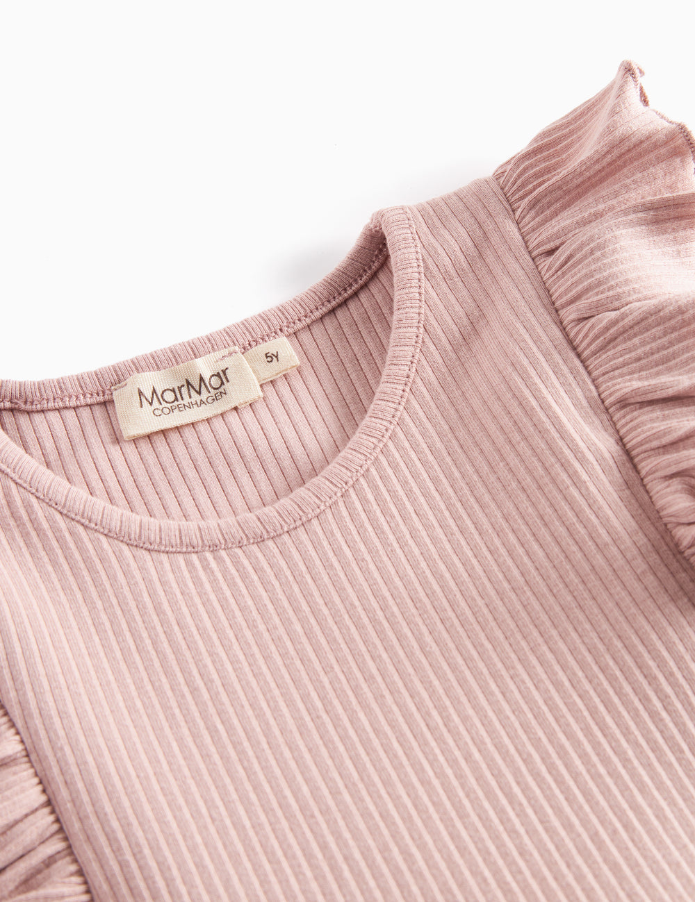 Langærmet lyserød ribstrikket kjole med flæser til børn