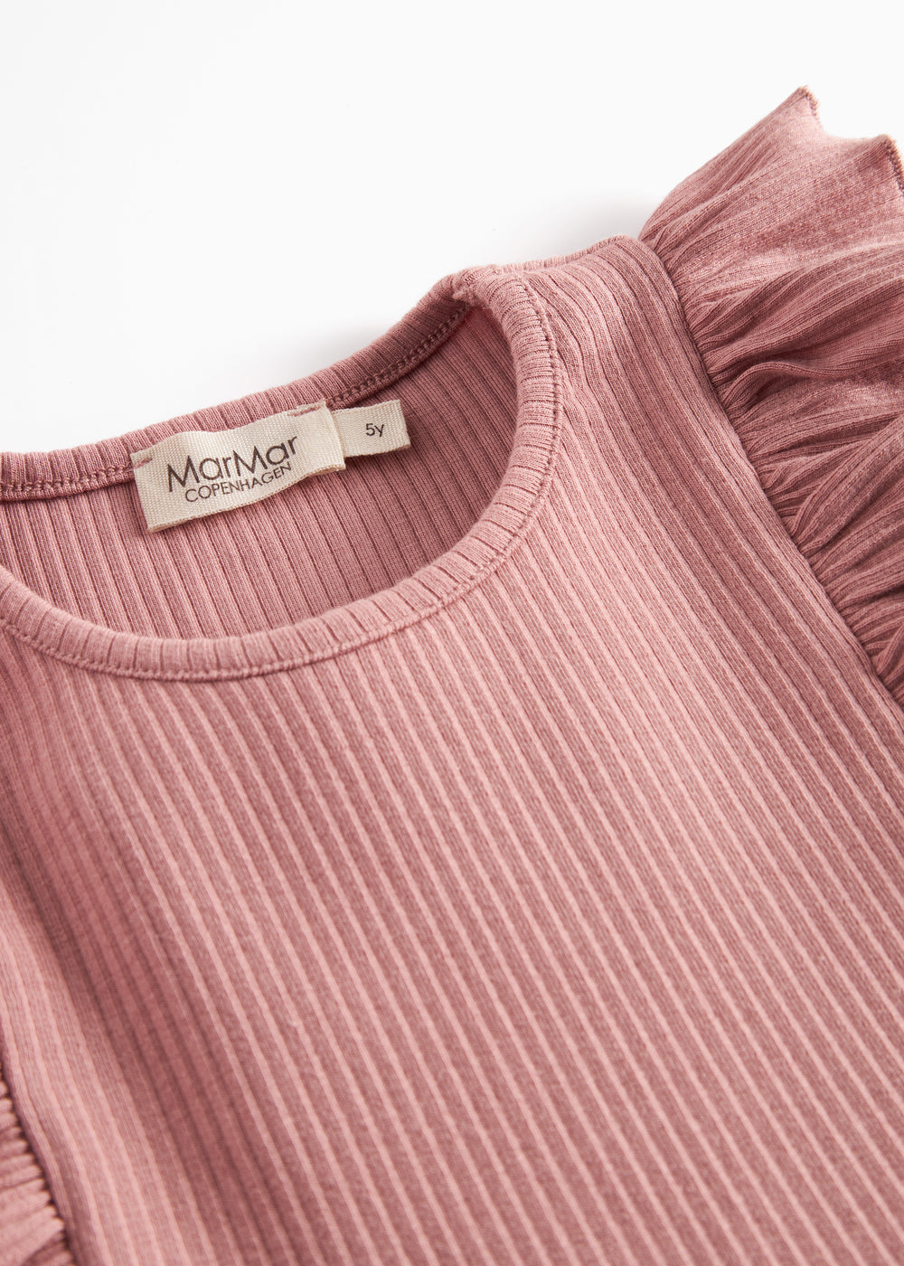 Lyserød kjole med lange ærmer og flæser til børn