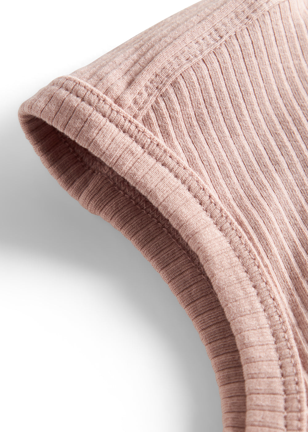 Ribstrikket lyserød elefanthue til børn