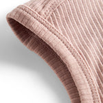 Ribstrikket lyserød elefanthue til børn