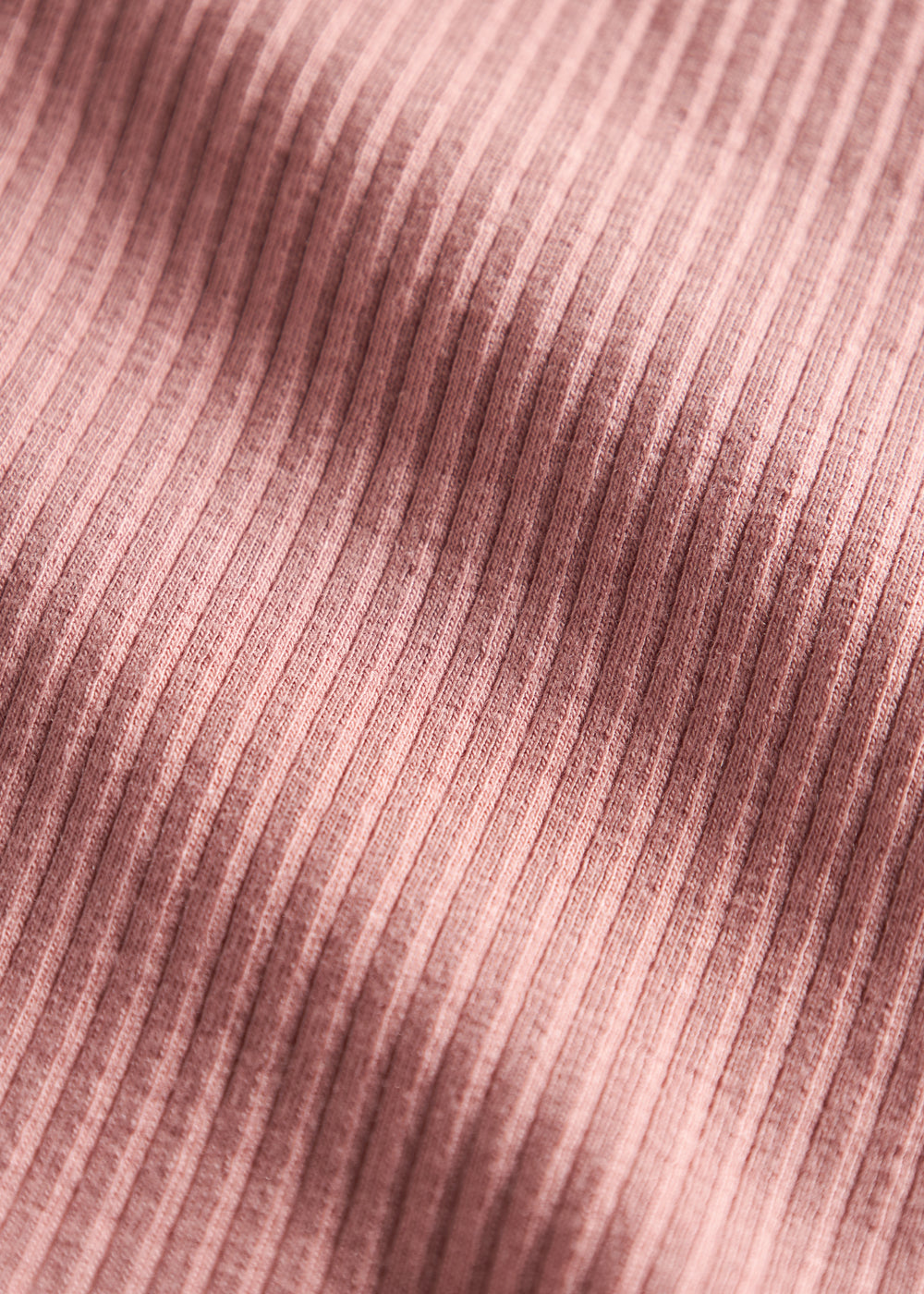 Lyserød ribstrikket hue til børn