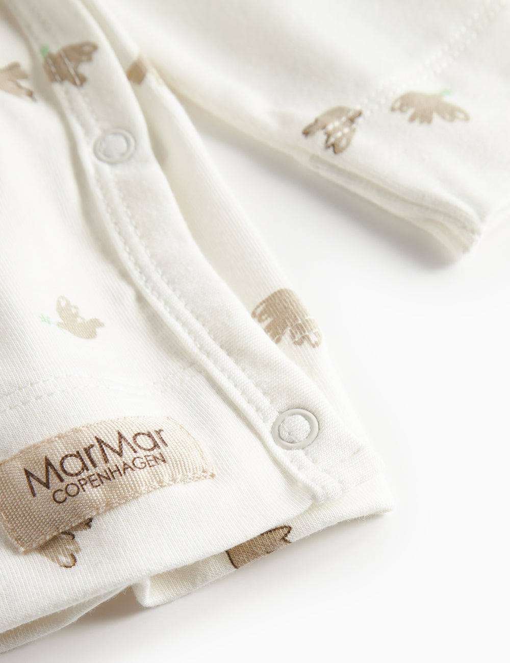 Long-sleeved blouse for newborns with wrap-around closure and bird pattern