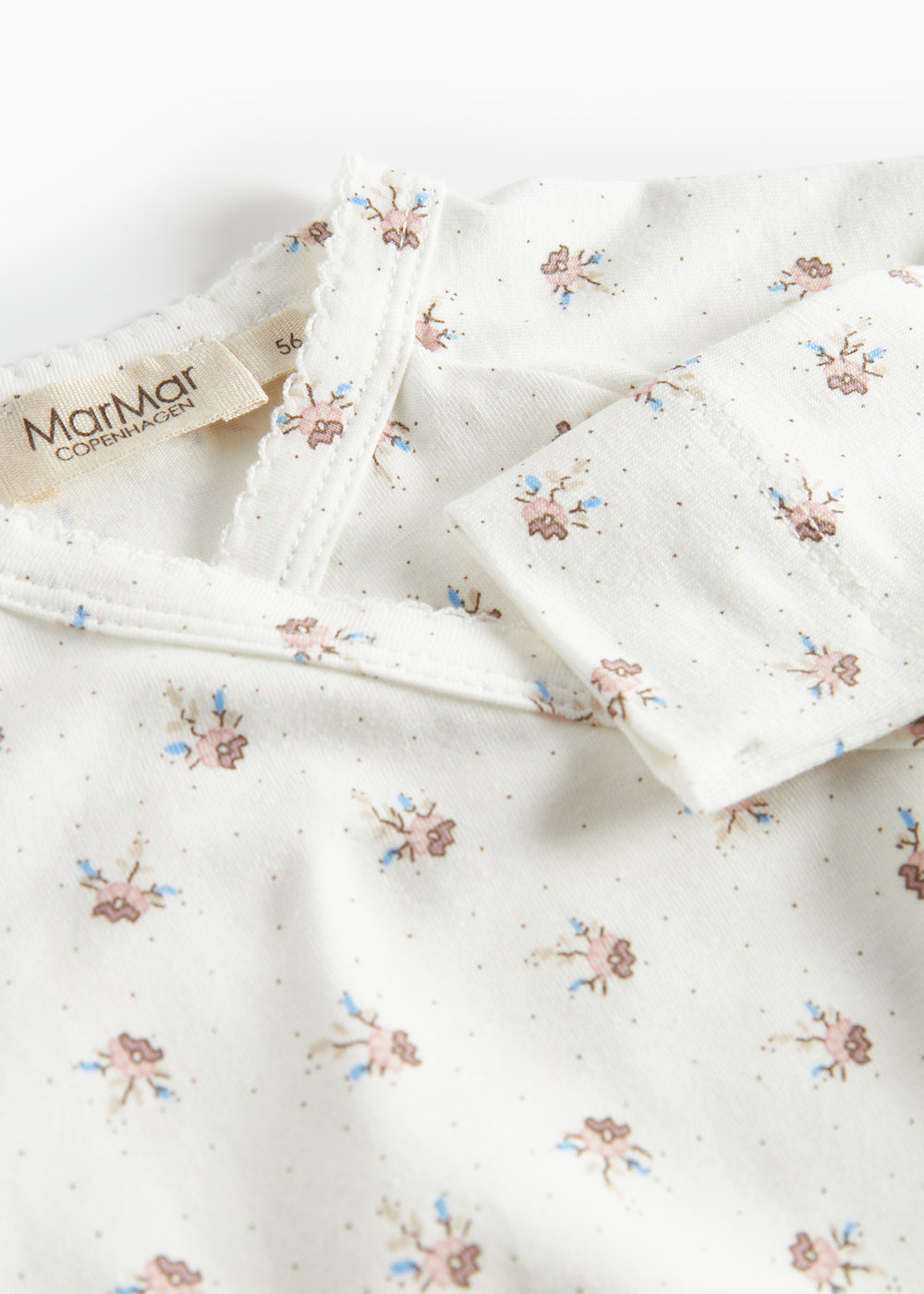 Baby heldragt med blomstermønster