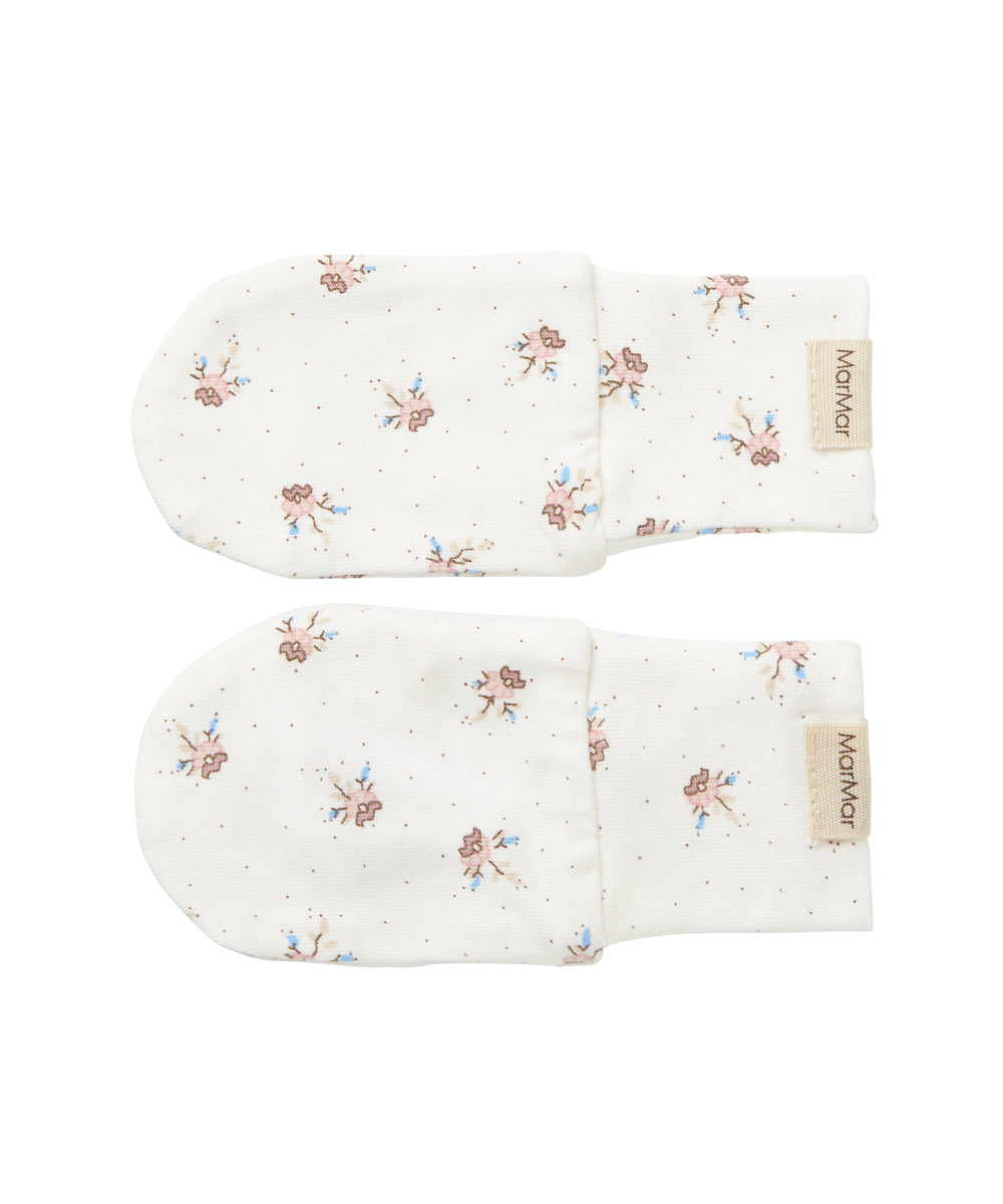 Bløde babyluffer med sødt blomstermønster