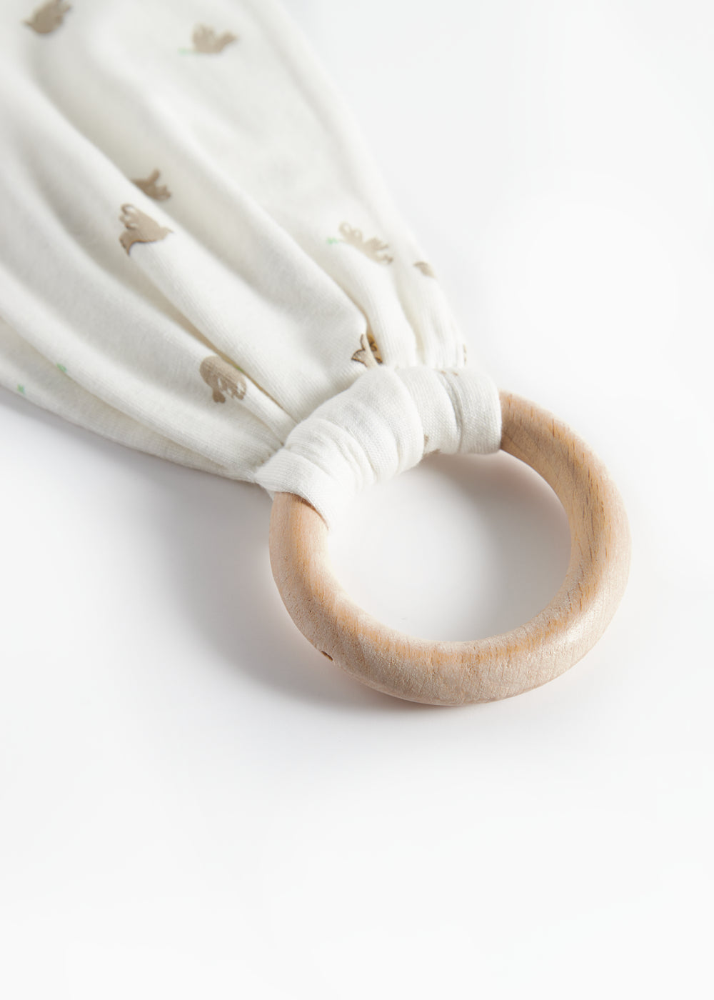 Bidering med blødt stof og mønster