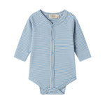 Blå- og hvidstribet body til baby med lange ærmer og knapper foran
