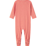 Blå og hvid stribet heldragt til baby med lange ærmer, fødder og trykknapper foran