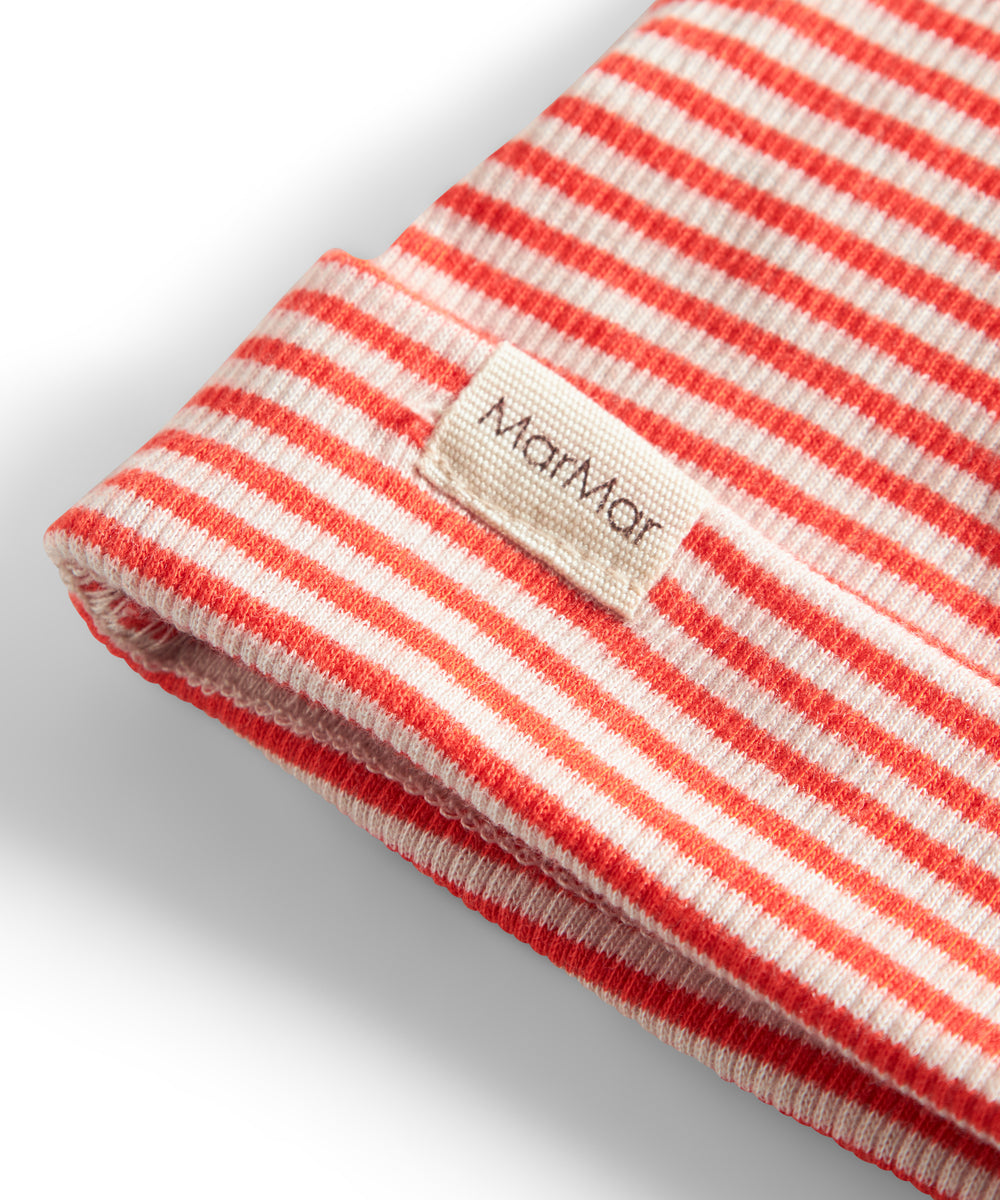 Rød og hvid stribet babyhue 