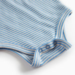 Blå og hvid stribet body til baby med lange ærmer
