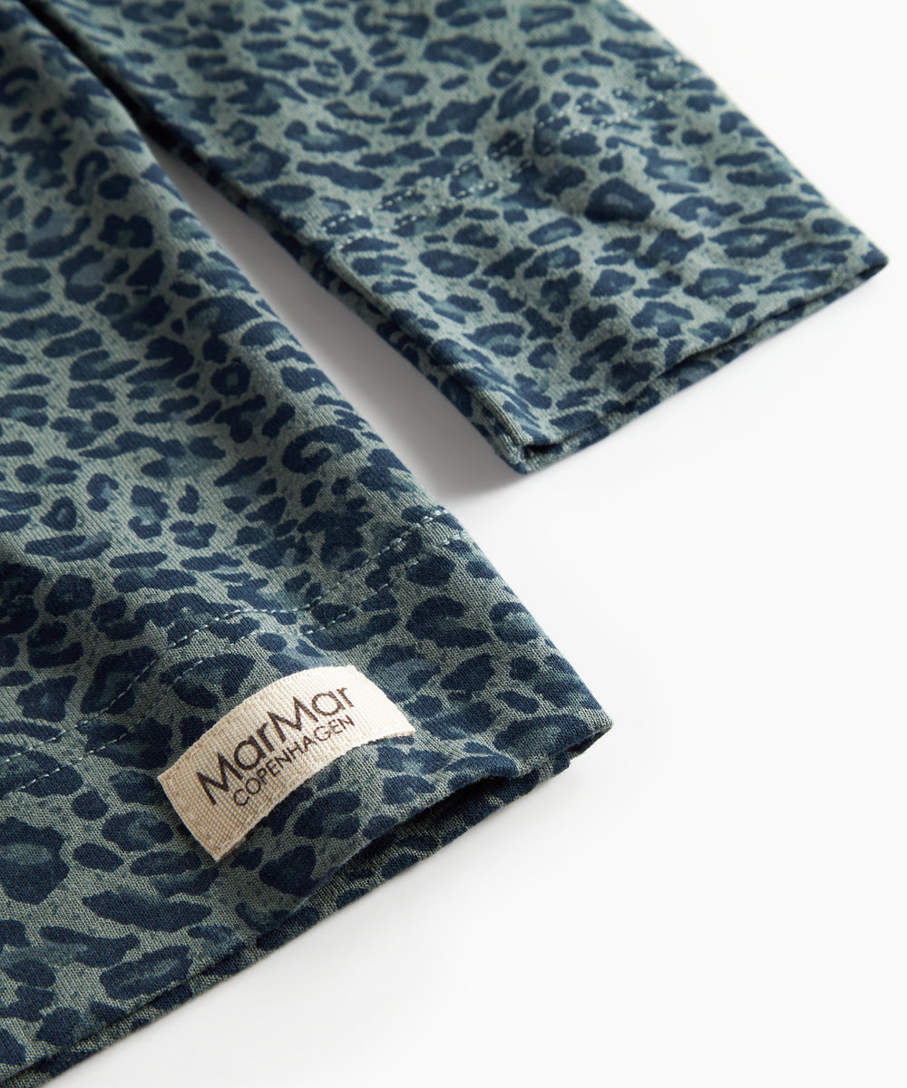 Grøn leopardmønstret t-shirt med lange ærmer til børn