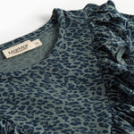 Grøn leopardmønstret bluse med lange ærmer og flæser til børn