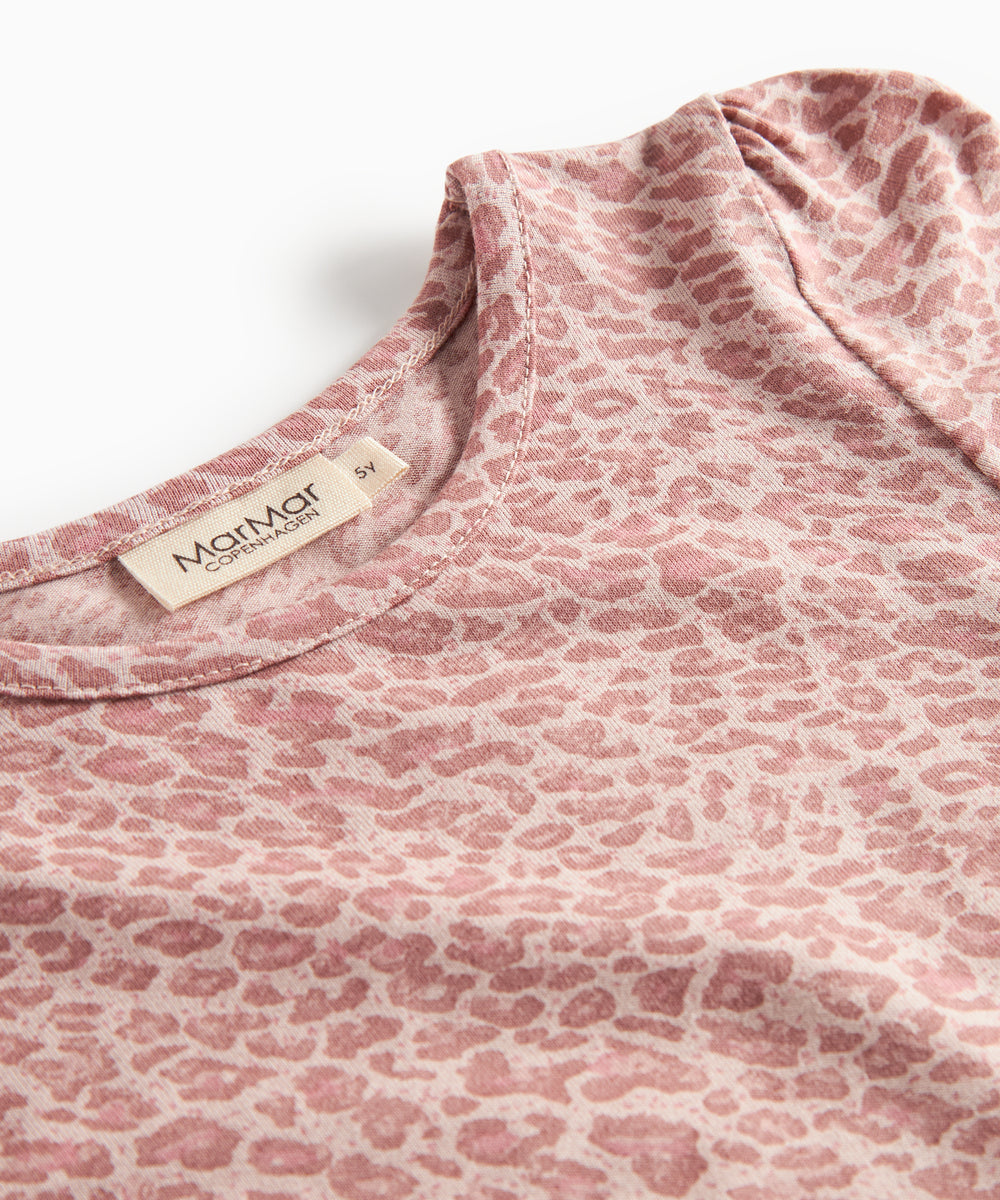 Lyserød leopardmønstret kjole med lange ærmer til børn