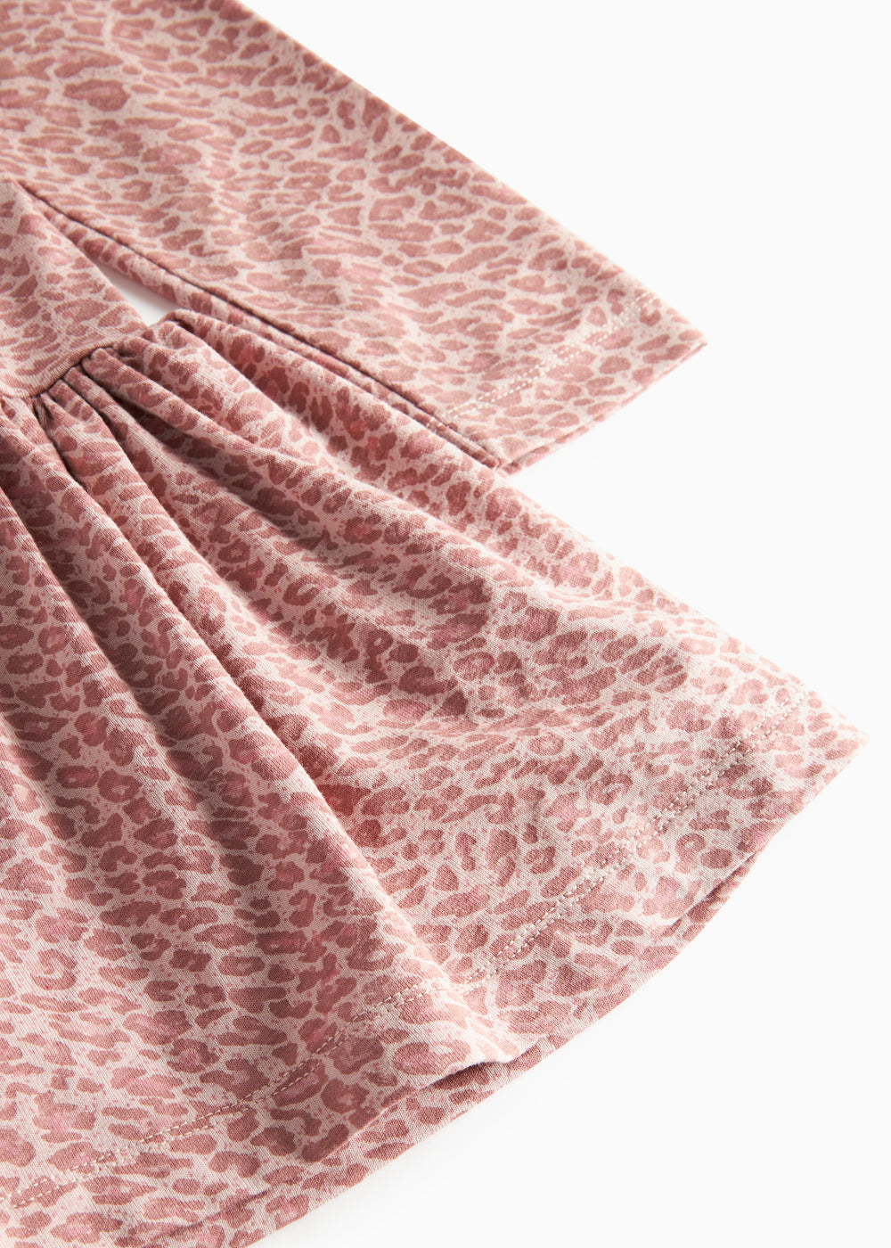 Lyserød leopardmønstret kjole med lange ærmer til børn