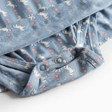 Blå kjole-body til baby med enhjørningemønster og flæser på skuldrene