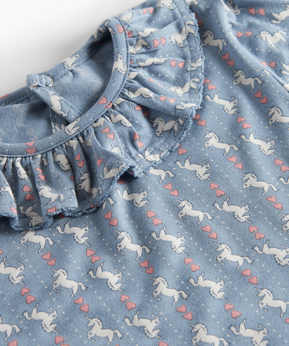 Blå kjole til børn med enhjørningemønster og flæsekrave