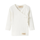 Hvid pointelle slå-om bluse til baby med lange ærmer
