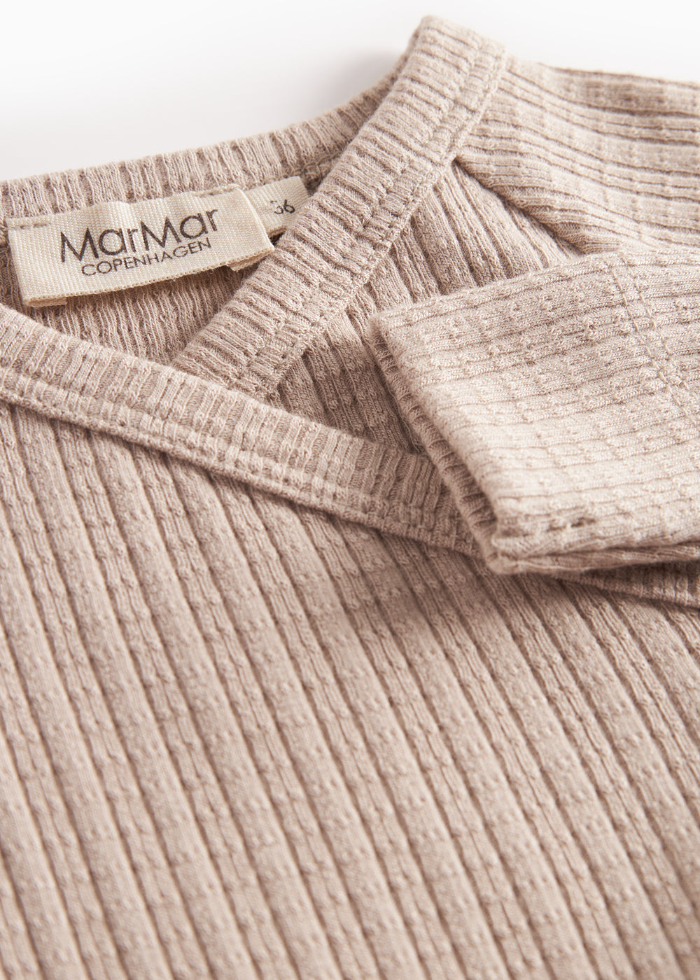 Beige pointelle heldragt med fødder til baby