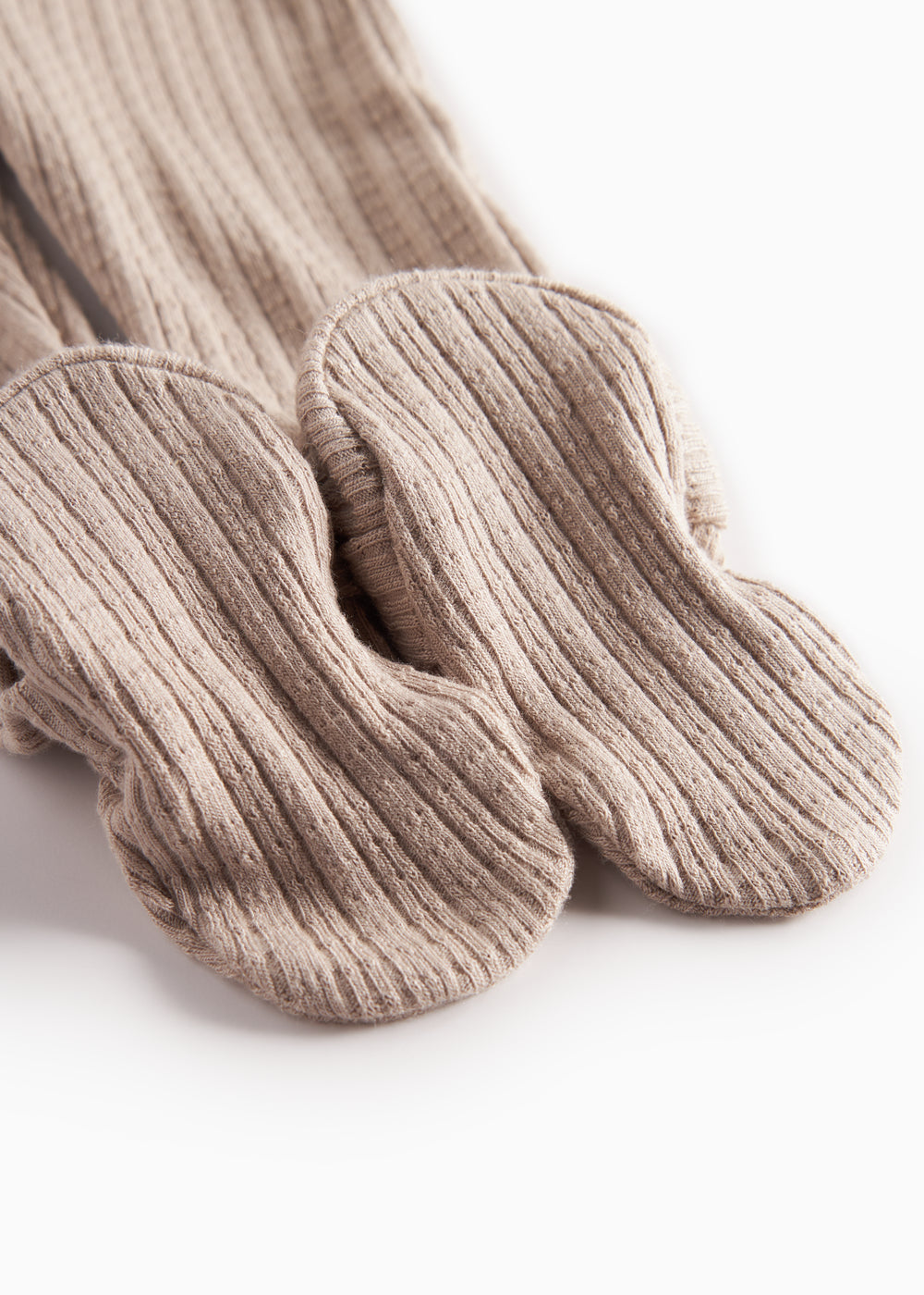 Beige pointelle heldragt med fødder til baby