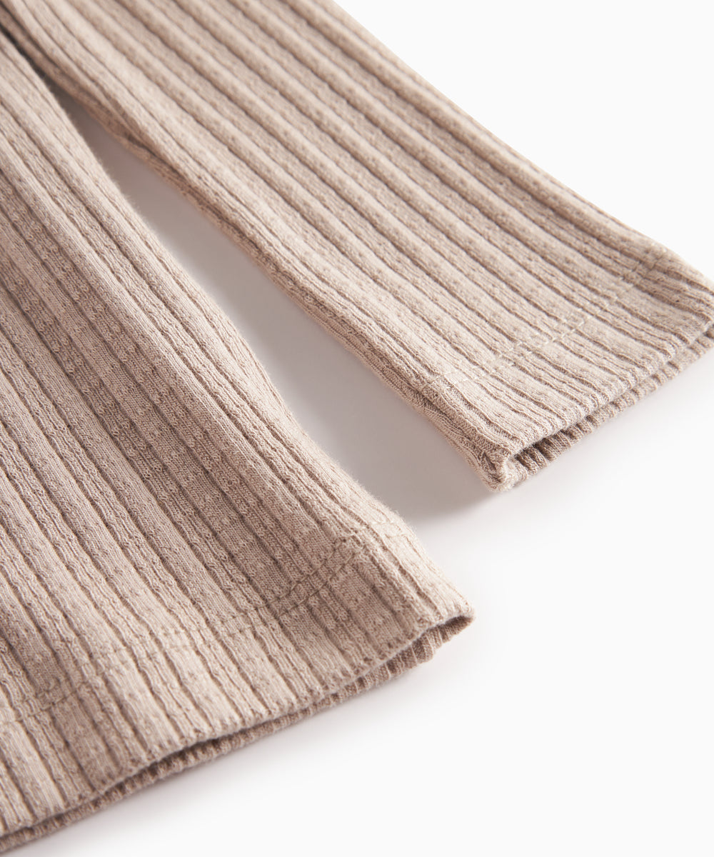 Beige pointelle bluse med lange ærmer til børn