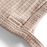 Beige ribstrikket elefanthue til børn